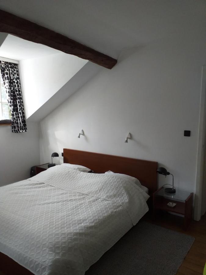Maison De Vacances, Gite "Le Vieux Logis" A Profondeville Exterior foto