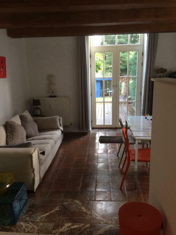 Maison De Vacances, Gite "Le Vieux Logis" A Profondeville Exterior foto